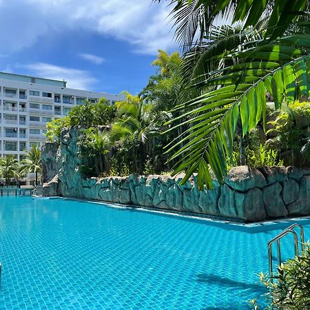 Laguna Beach Resort 3 The Maldives Джомтьен Экстерьер фото